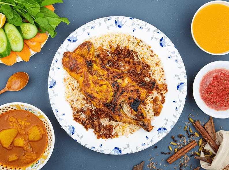 نصف دجاجة مظبي